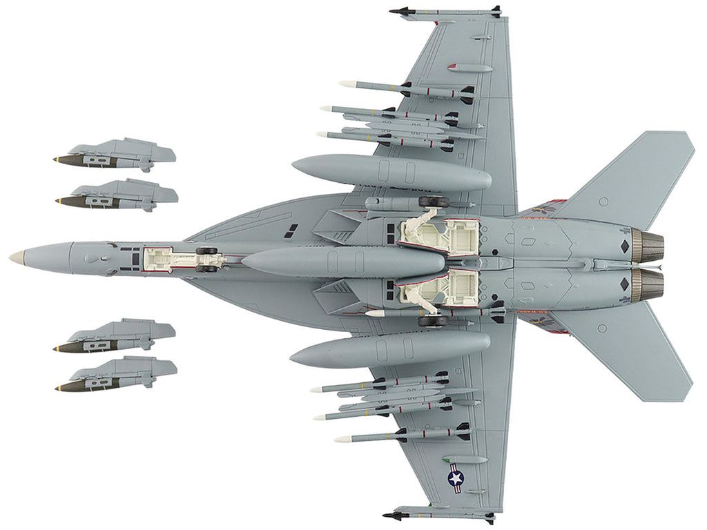 Boeing F/A-18E Super Hornet Fighter Aircraft "168910 Golden Warriors VFA-87 Operation Inherent Resolve" (2017) United States Navy "Air Power Series" 1/72 Diecast Model by Hobby Master-3
