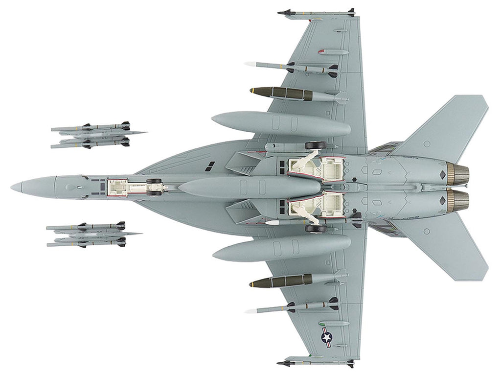 Boeing F/A-18F Super Hornet Fighter Aircraft "165875 Green Hornet VX-23 Salty Dogs NAS Patuxent River" (2011) United States Navy "Air Power Series" 1/72 Diecast Model by Hobby Master-3