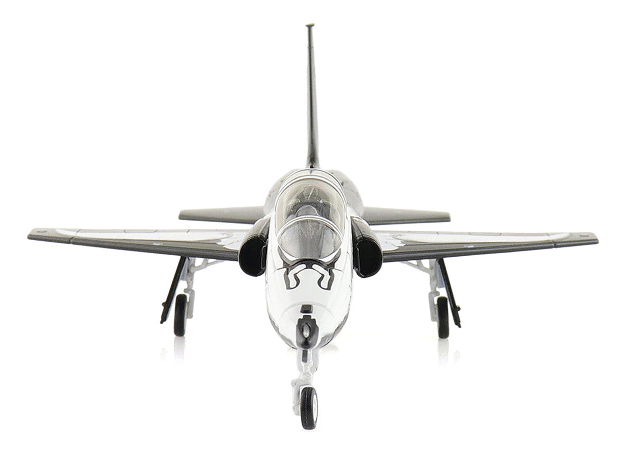 Northrop T-38C Talon Aircraft "65-10331 FAIP Scheme 87th FTS Laughlin AFB" (2021) United States Air Force "Air Power Series" 1/72 Diecast Model by Hobby Master-0