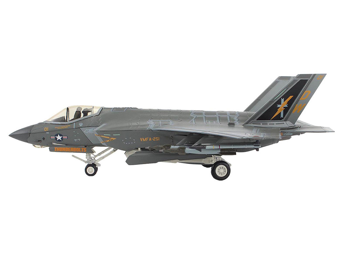 Lockheed F-35C Lightning II Aircraft "VMFA-251" (2024) United States Marine Corps "Air Power Series" 1/72 Diecast Model by Hobby Master-1