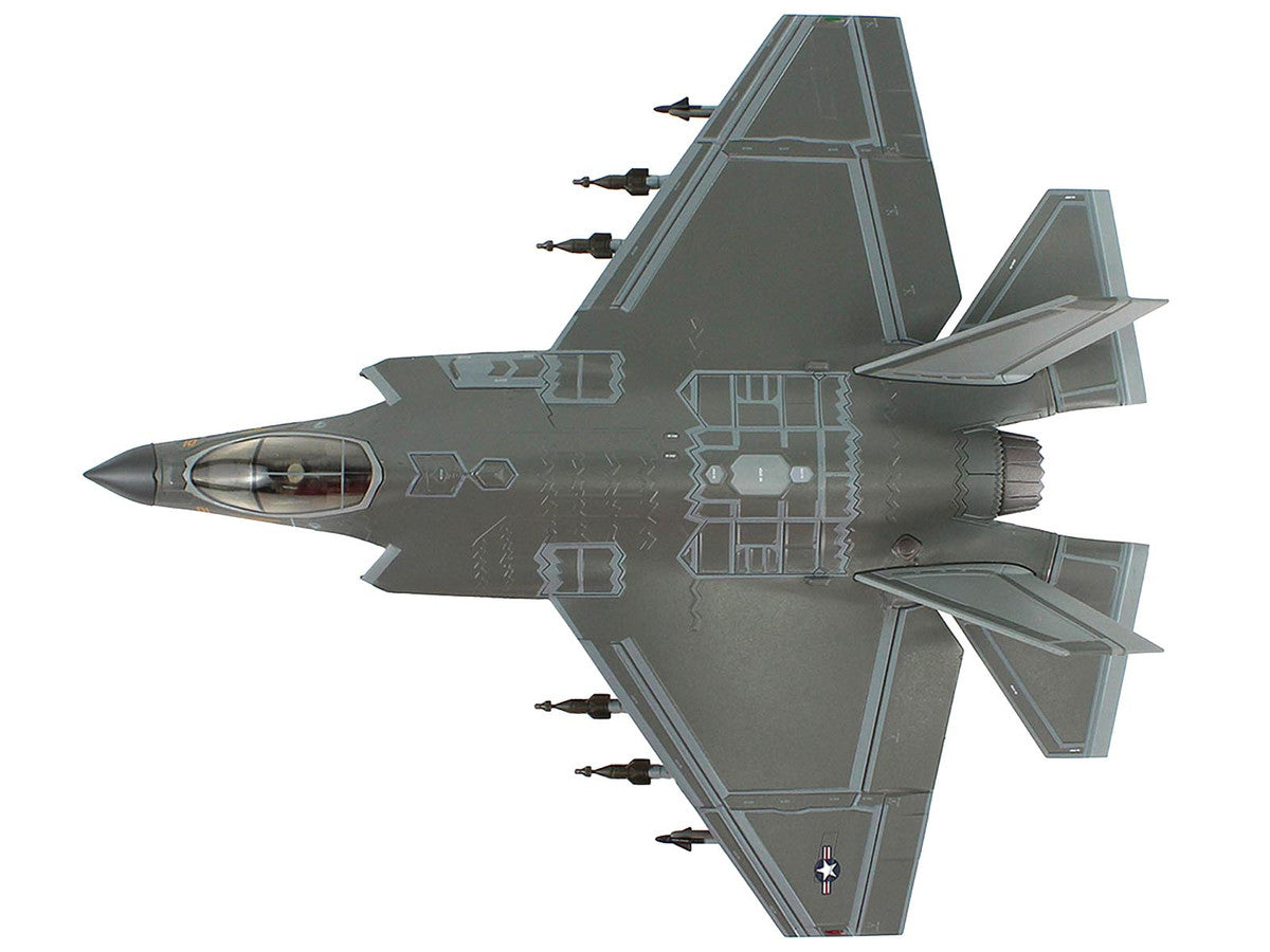 Lockheed F-35C Lightning II Aircraft "VMFA-251" (2024) United States Marine Corps "Air Power Series" 1/72 Diecast Model by Hobby Master-2