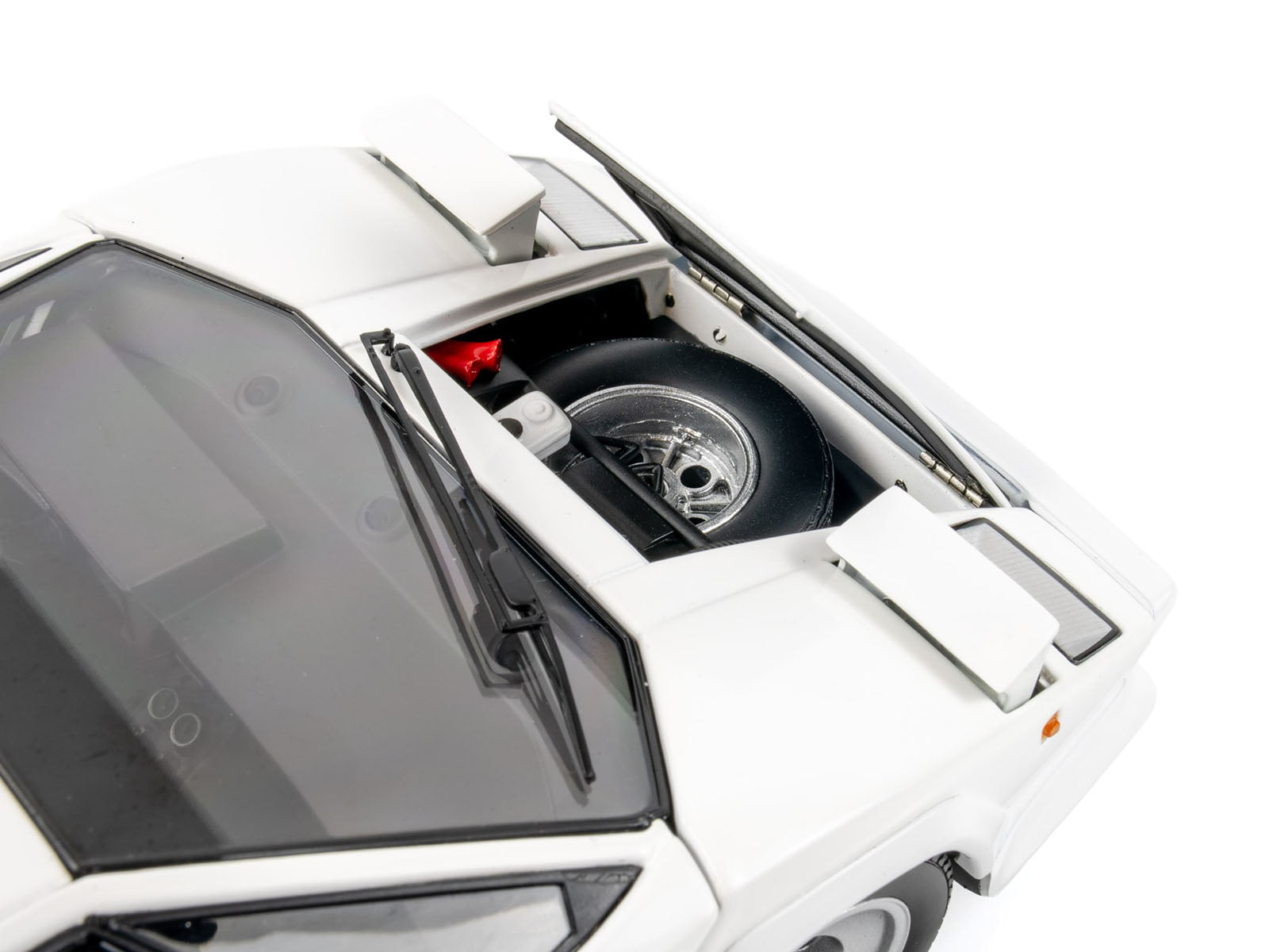 Lamborghini Countach LP 400S White 1/18 Diecast Model Car by Kyosho