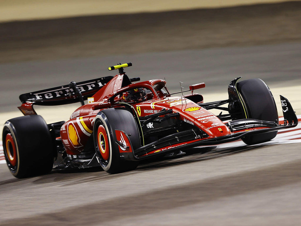 Ferrari SF-24 #55 Carlos Sainz 3rd Place Formula One F1 "Bahrain GP" (2024) with Acrylic Display Case 1/18 Model Car by LookSmart-1