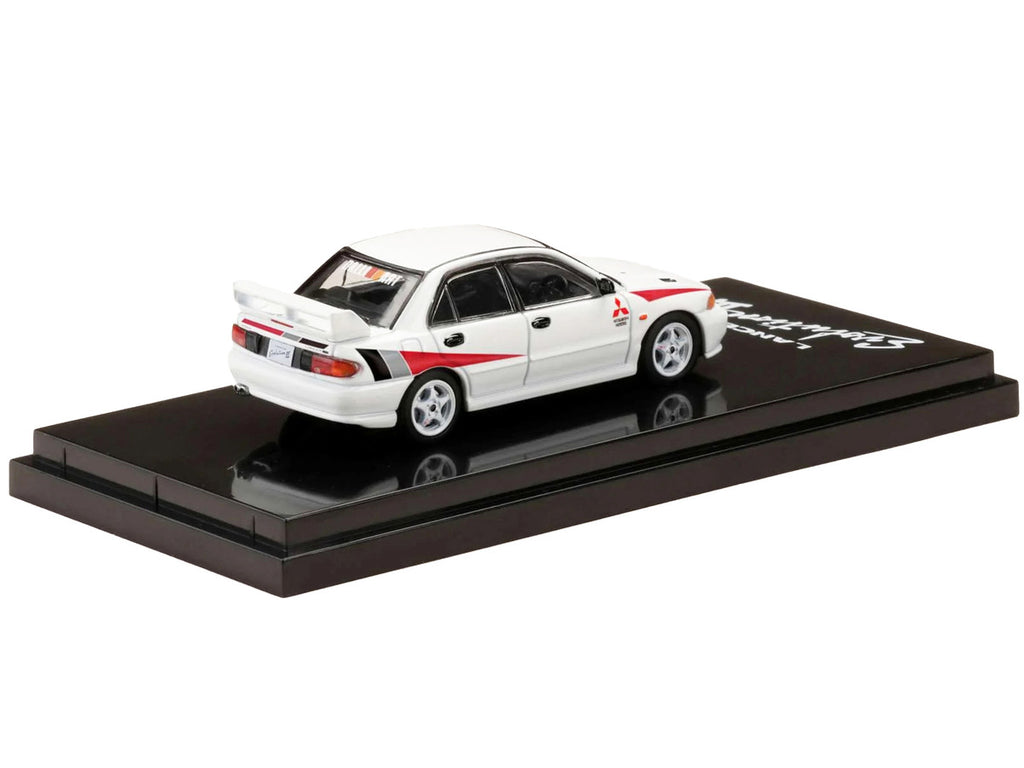Street Rally Icons Duo – Mitsubishi Lancer Evolution IX (Hot Wheels Ronin Run II) & Mitsubishi Lancer Evolution III (Hobby Japan Initial D Diorama Series)