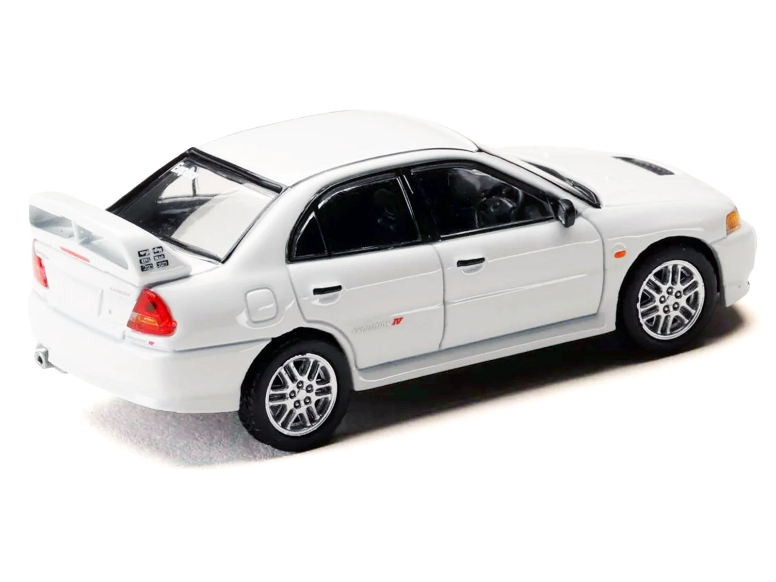 Hobby Japan Initial D Legends Duo – Mitsubishi Lancer Evolution III & IV (1/64 Diorama Set Series)