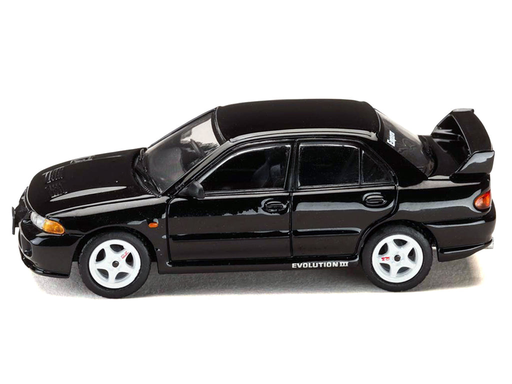 Hobby Japan Initial D Legends Duo – Mitsubishi Lancer Evolution III & IV (1/64 Diorama Set Series)