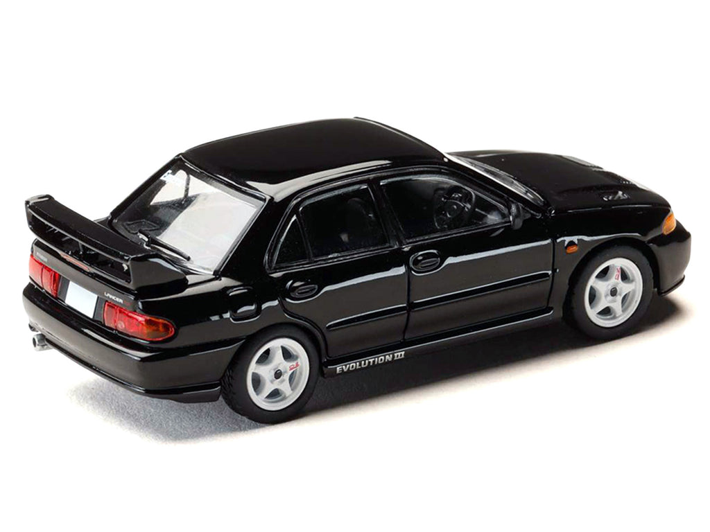 Hobby Japan Initial D Legends Duo – Mitsubishi Lancer Evolution III & IV (1/64 Diorama Set Series)