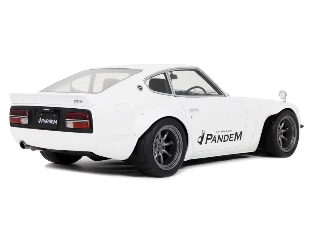 2015 Nissan PANDEM Fairlady Z RHD (Right Hand Drive) White Limited Edition to 2000 pieces Worldwide 1/18 Model Car by Otto Mobile-4