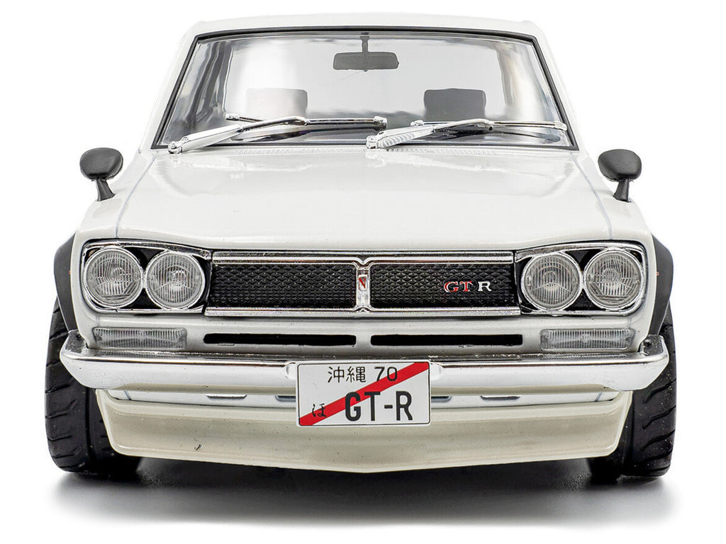 1970 Nissan Skyline (C10) Hakosuka RHD (Right Hand Drive) White 1/18 Diecast Model Car by Solido-3