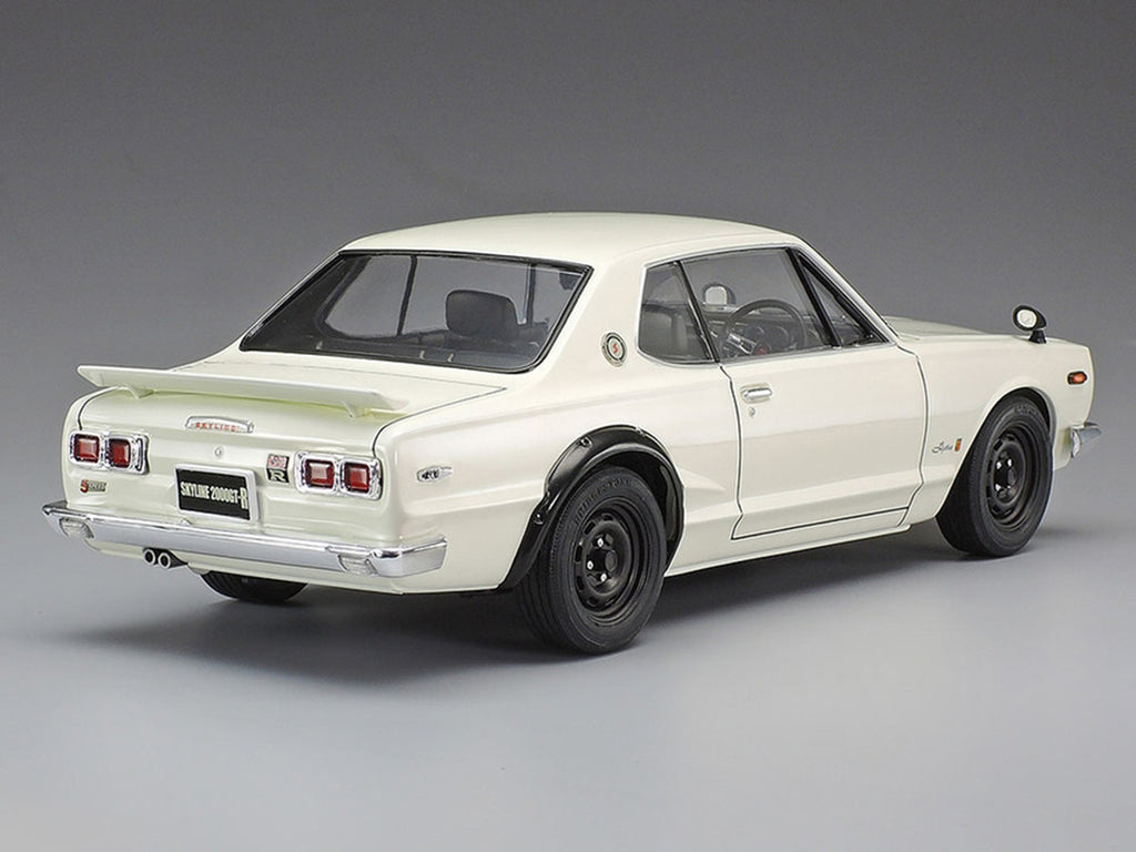 Model Kit Nissan Skyline 2000 GT-R 1/24 Scale Model by Tamiya-3
